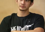 Profil Iko Uwais Biodata lengkap dengan Agamanya