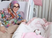 Syahrini Mengaku Dunianya Berubah Usai Punya Anak