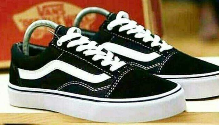 Panduan Lengkap Kode Sepatu Vans Ori: Temukan yang Tepat!