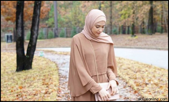 10 Perpaduan Baju Cokelat Muda Dengan Kerudung Yang Pas - Kabarin Yuk