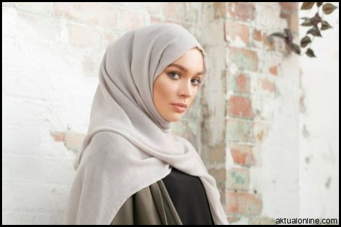11+ Baru Perpaduan Warna Baju Krem Dengan Jilbab, Warna Dasar - Aneka ...