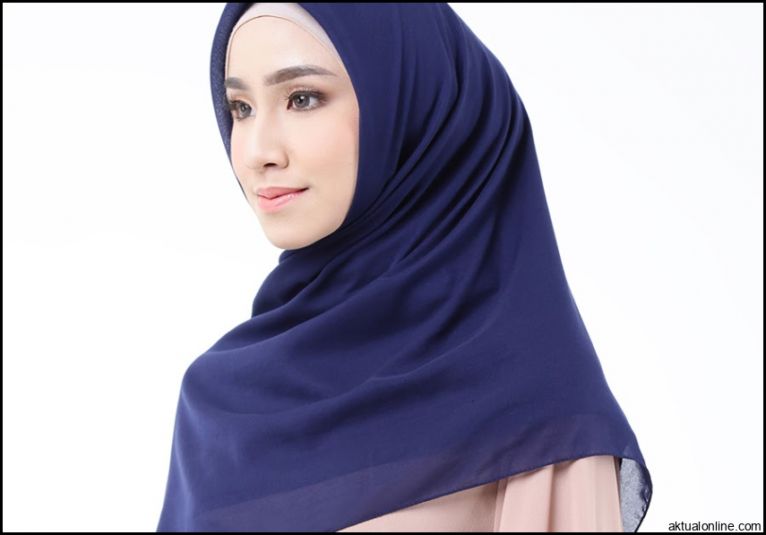17+ Biru Dongker Cocok Dengan Jilbab Warna Apa, Info Baru!