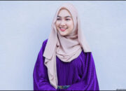 Menggoda Elegansi: Paduan Warna Jilbab Ideal untuk Baju Ungu Tua Anda
