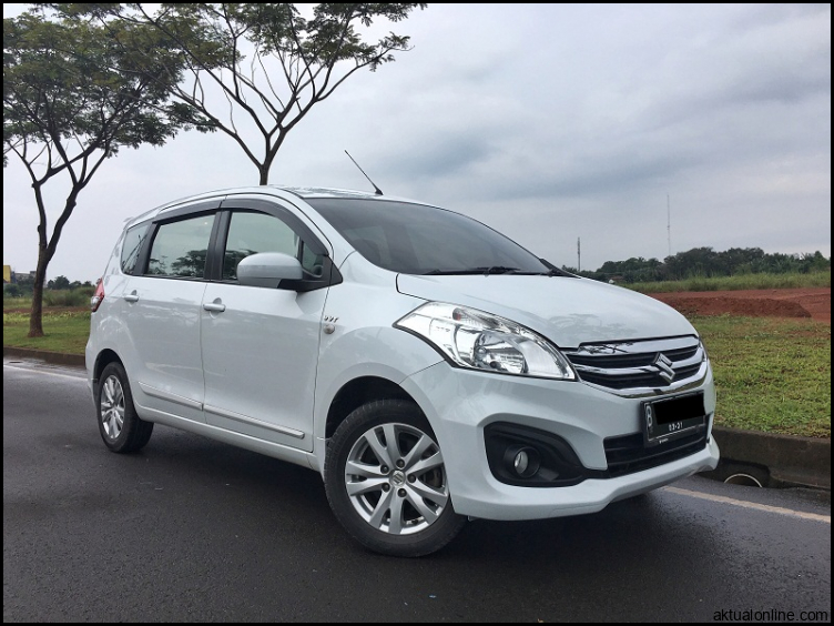 Suzuki Ertiga GL Facelift A/T 2015 Proses Kredit cepat dan dibantu ...