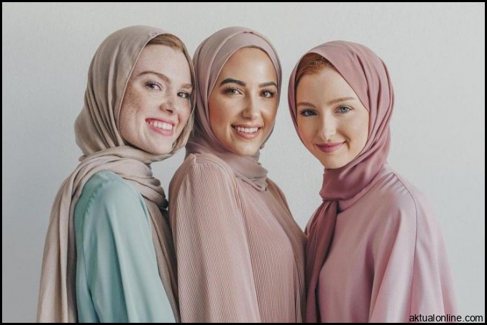 Warna Jilbab Yang Cocok Untuk Baju Pink - JalanLagi.com